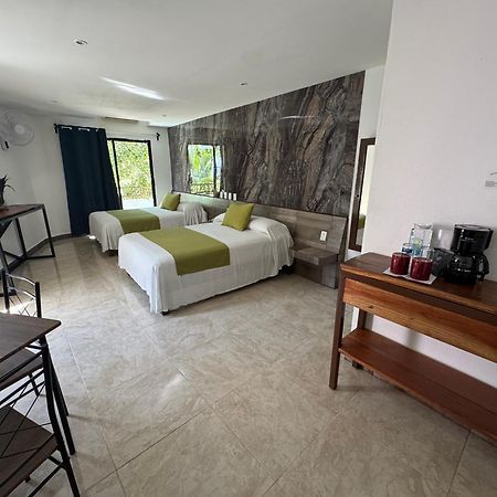 Hotel D Marco Exxpres Palenque Esterno foto
